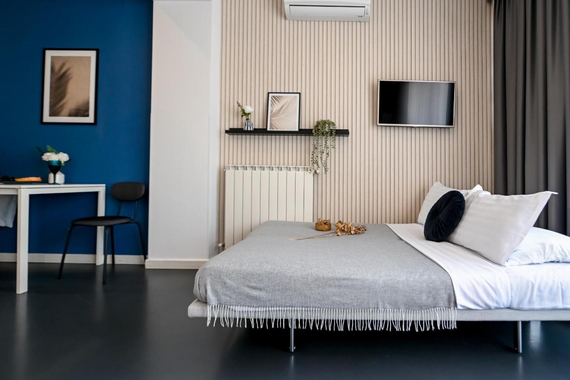 Urban Elegance - Stylish Central Accommodation Bukarest Szoba fotó